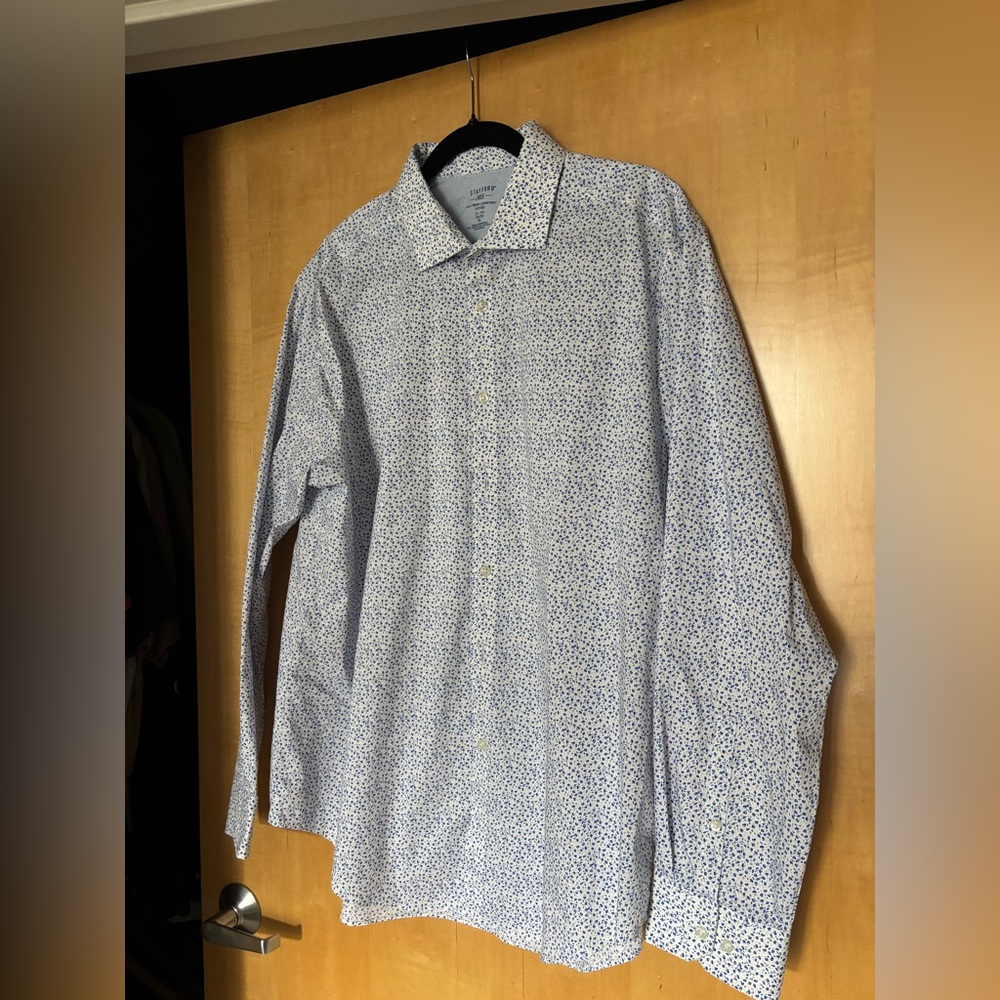 Stafford White and Blue Floral Dress Shirt